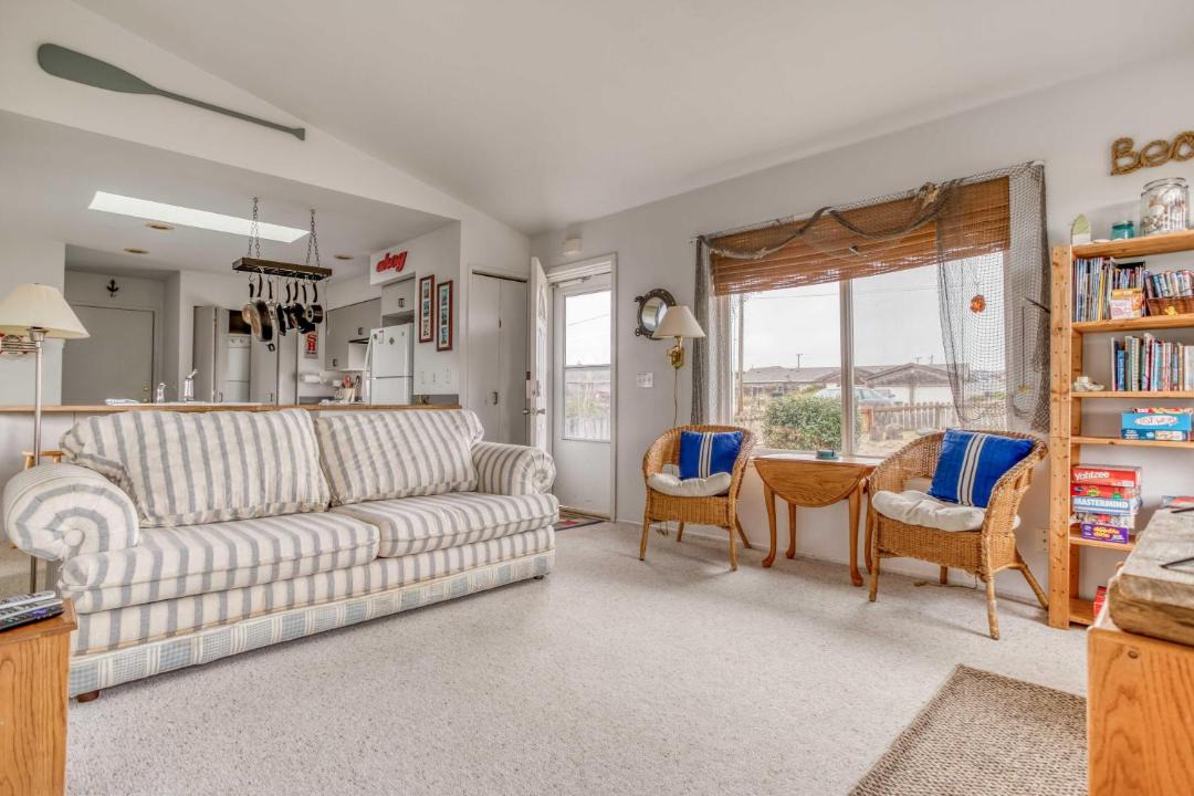 Photo of Livingroom in Bayshore