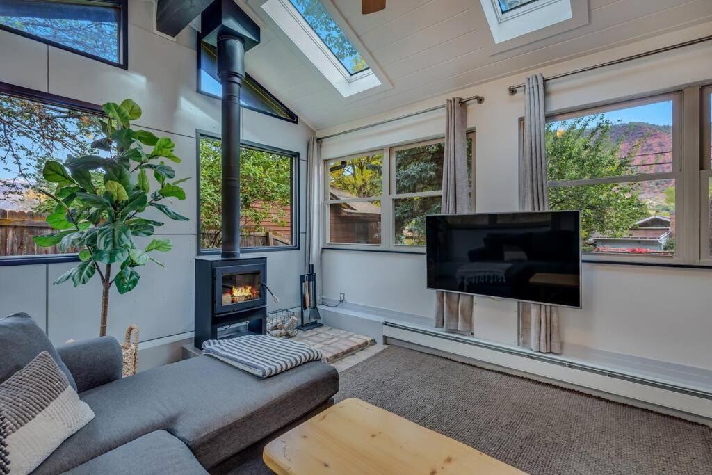 Photo of Livingroom in Glenwood Springs
