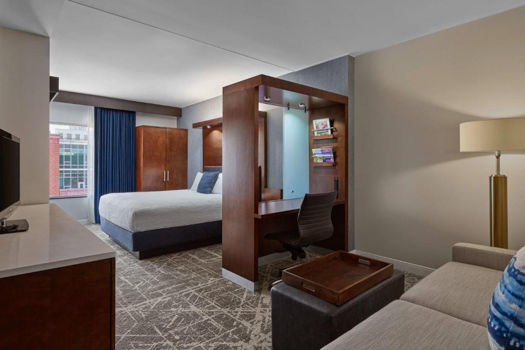 Photo of Bedroom in Auraria