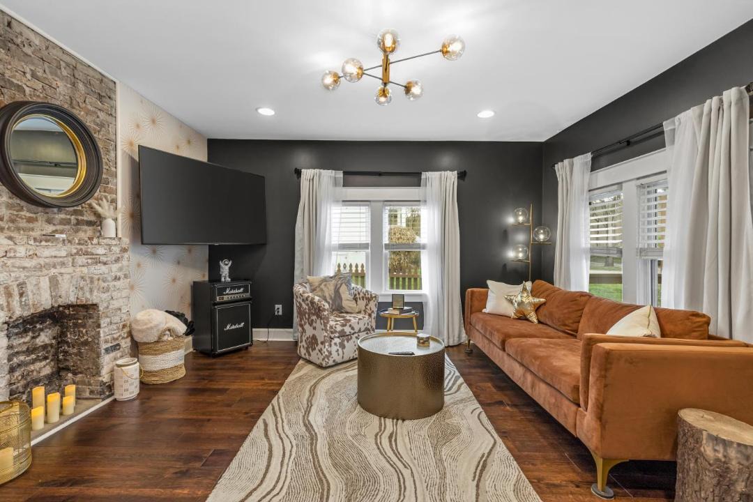 Photo of Livingroom in Woodbine