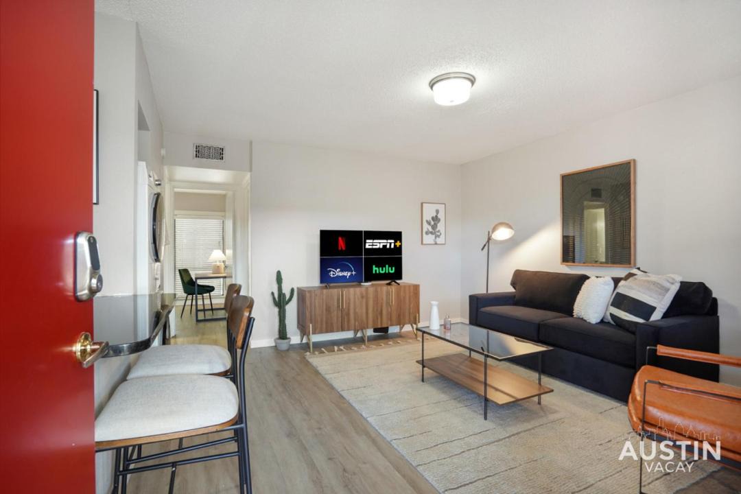 Photo of Livingroom in Brentwood