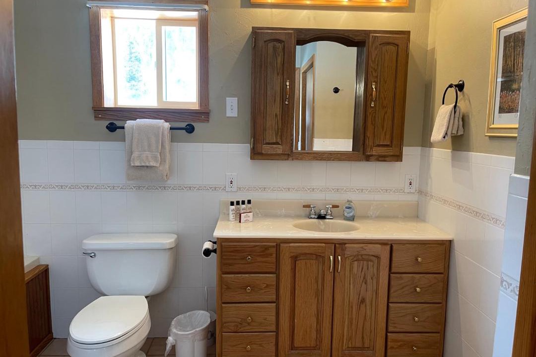 Photo of Bathroom in Red River