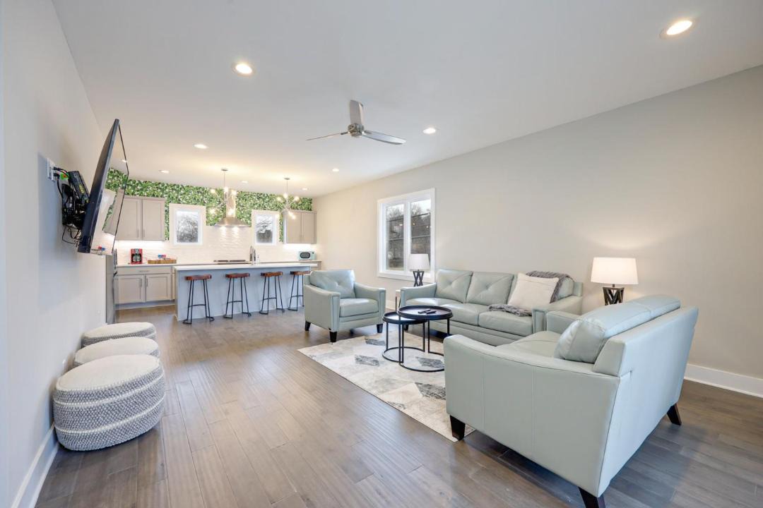Photo of Livingroom in Katie Hill Neighborhood