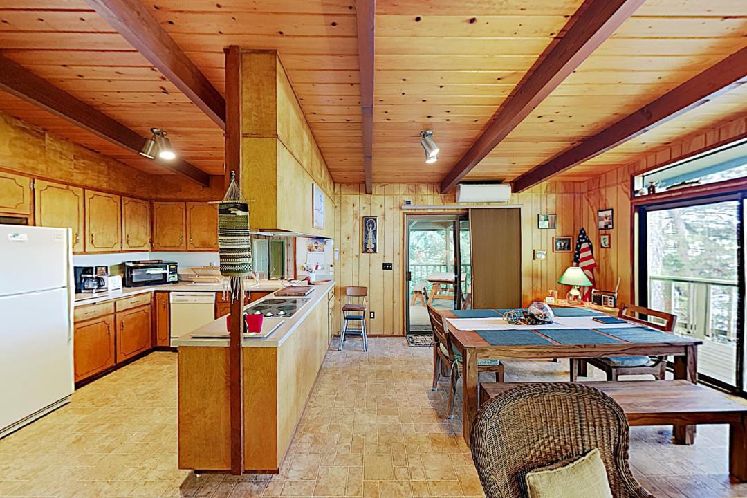 Photo of Kitchen in Dunes City