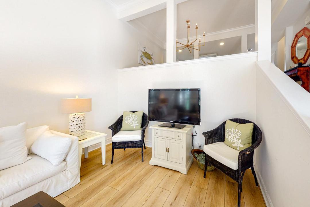 Photo of Livingroom in Saint Simons Island