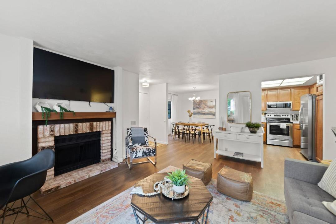 Photo of Livingroom in Arden-Arcade
