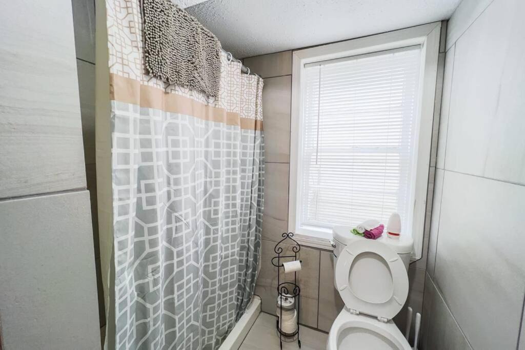 Photo of Bathroom in Niagara Falls