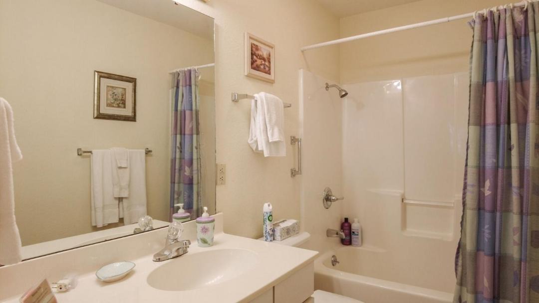 Photo of Bathroom in Branson