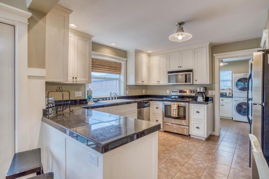 Photo of Kitchen in Manzanita
