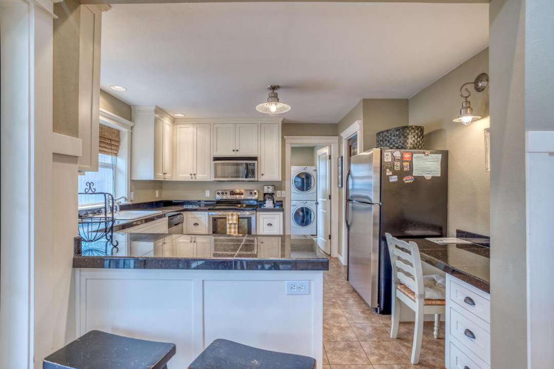 Photo of Kitchen in Manzanita