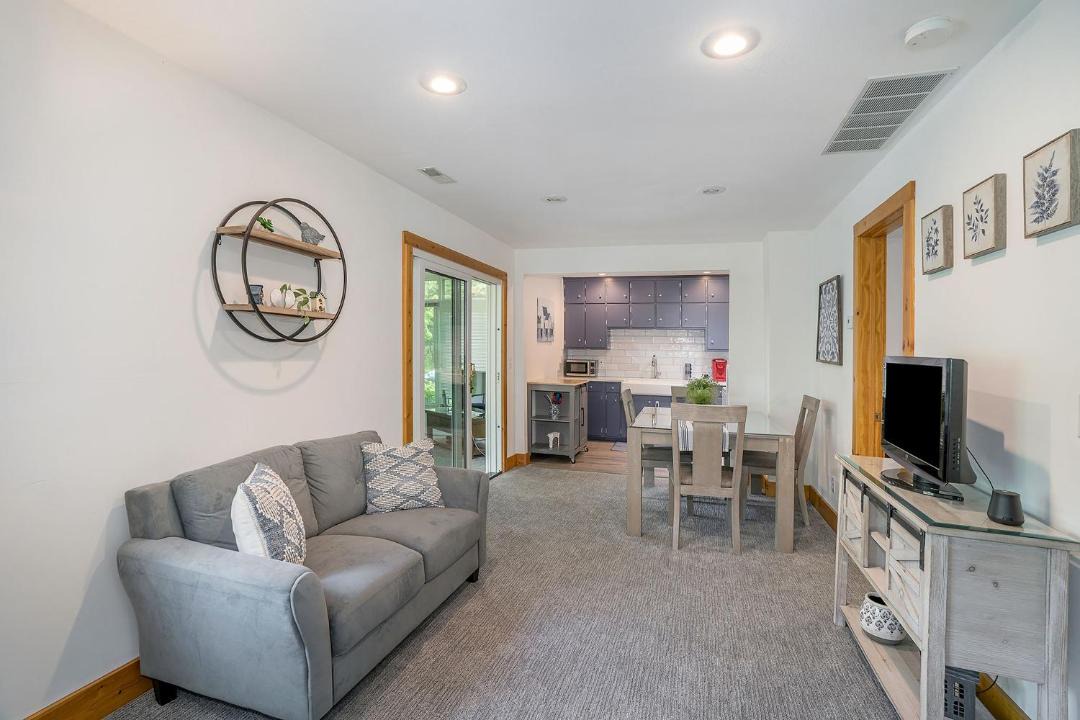 Photo of Others in Shorewood-Tower Hills-Harbert