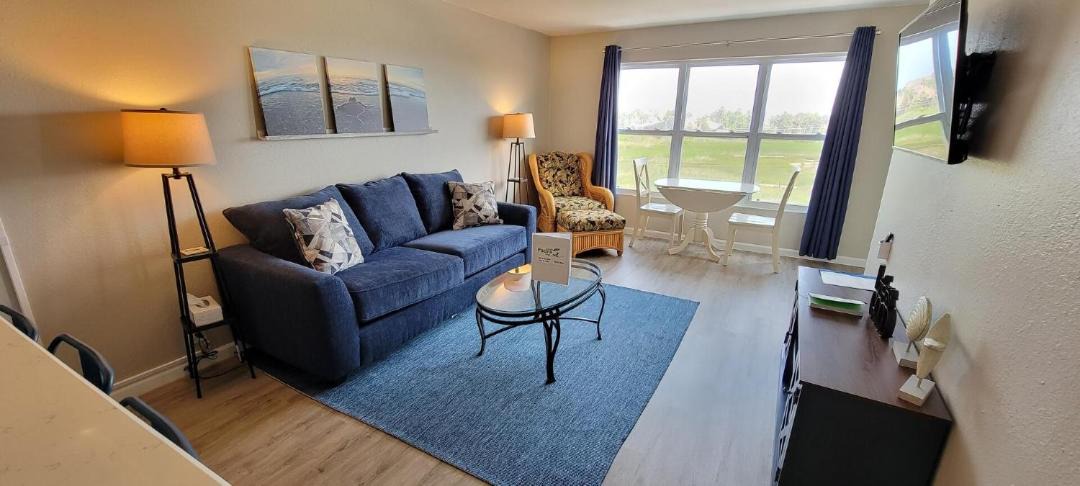 Photo of Livingroom in South Padre Island