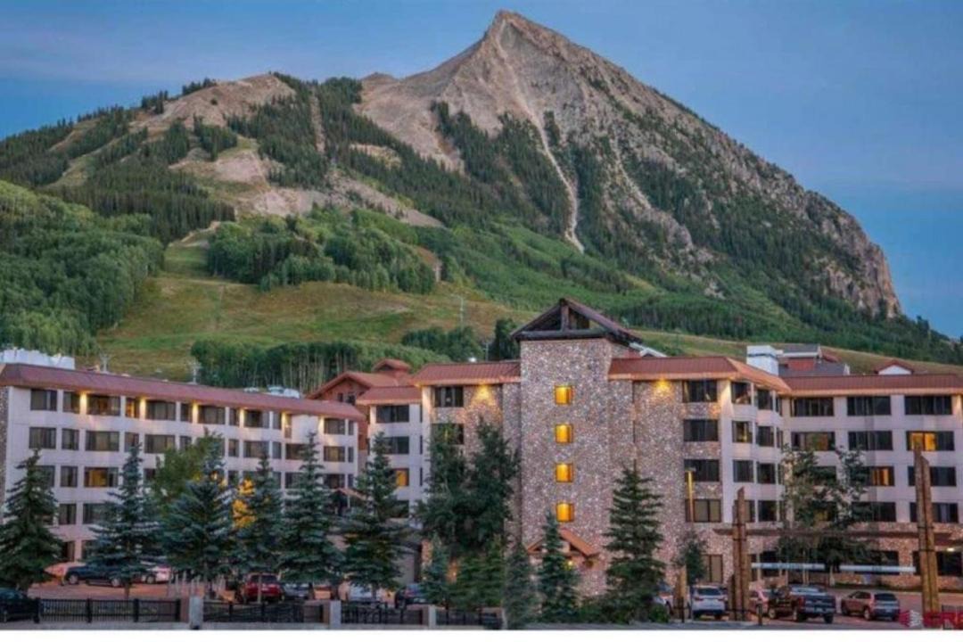 Photo of Buildings in Crested Butte
