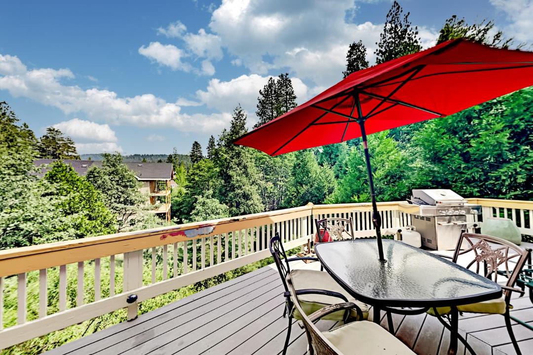Photo of Patio Balcony in Blue Jay