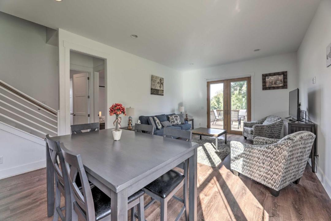 Photo of Livingroom in Mount Juliet