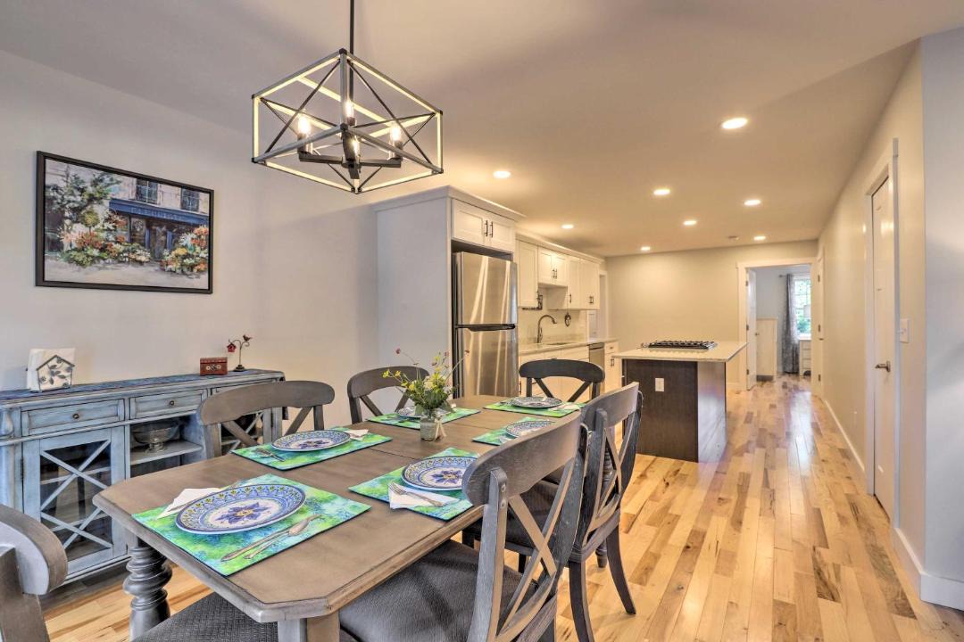 Photo of Livingroom in West Brookfield