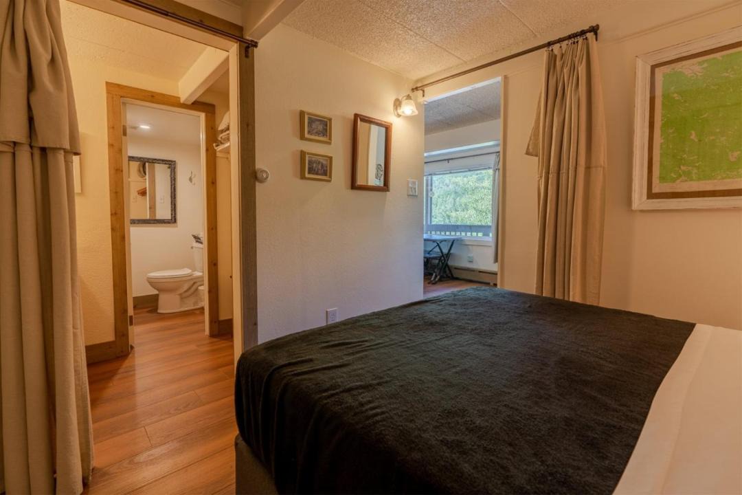 Photo of Bedroom in Glenwood Springs