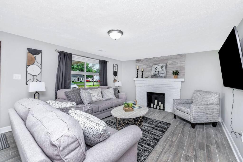 Photo of Livingroom in Mason