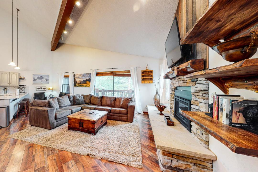 Photo of Livingroom in Four O'Clock