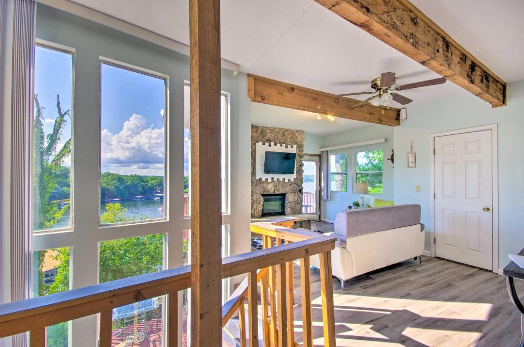 Photo of Livingroom in Lake Ozark