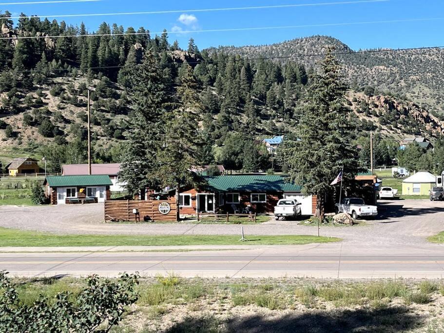 Photo of Buildings in South Fork