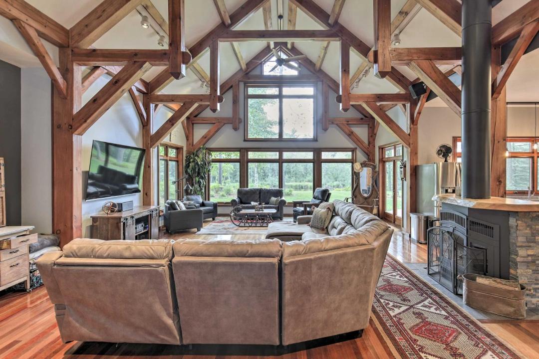 Photo of Livingroom in Eagle River