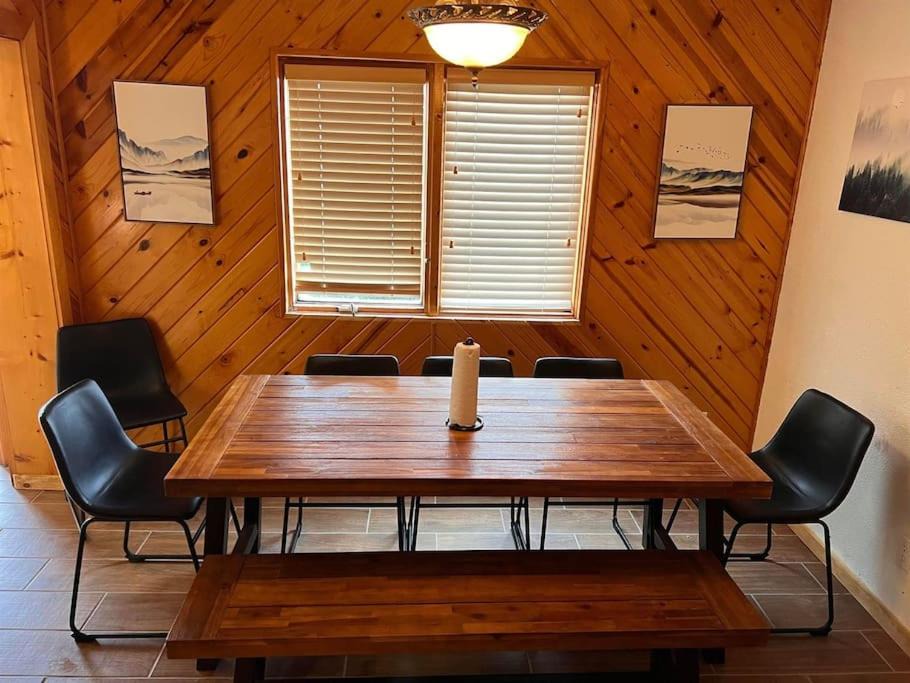 Photo of Livingroom in Snowshoe