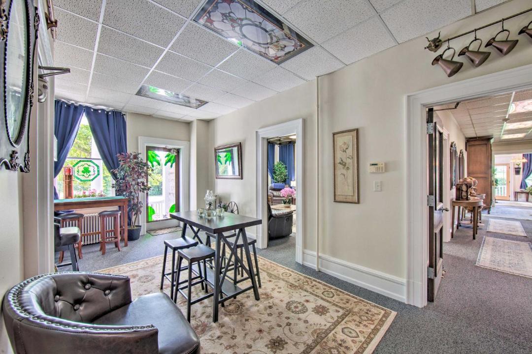 Photo of Livingroom in Annville