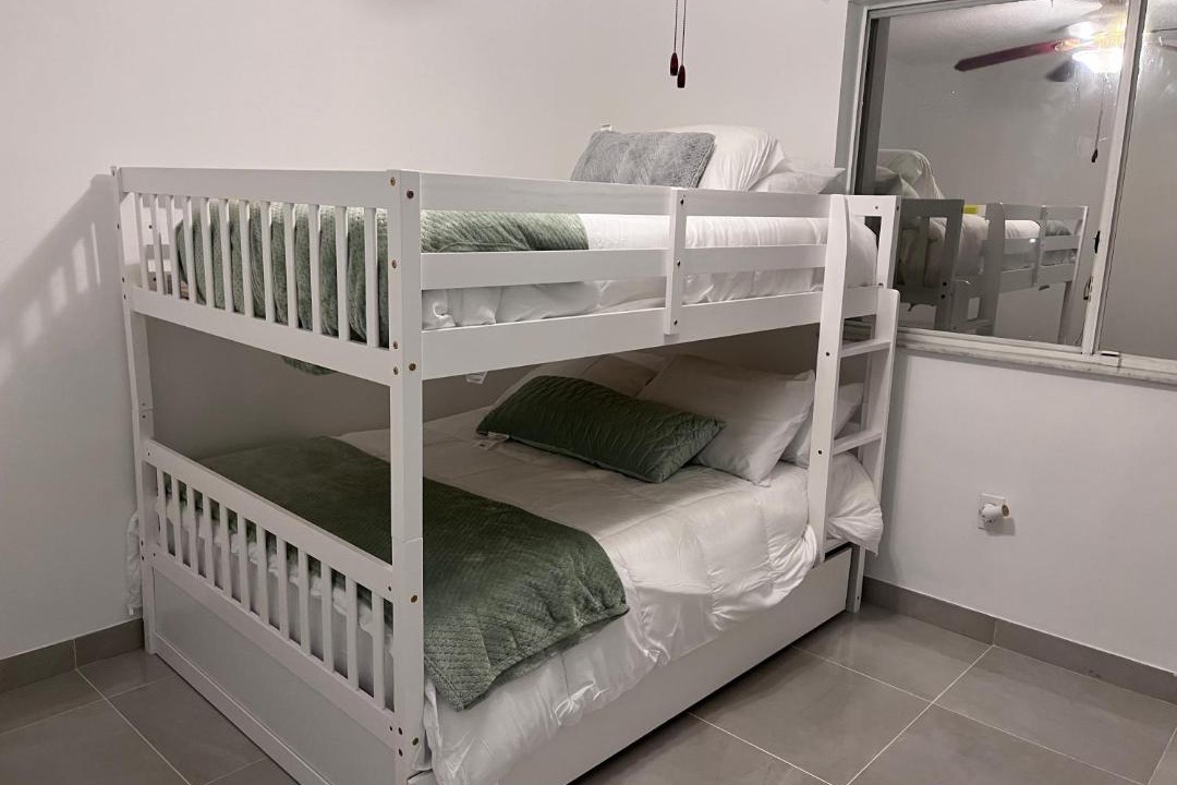Photo of Bedroom in Golden Glades