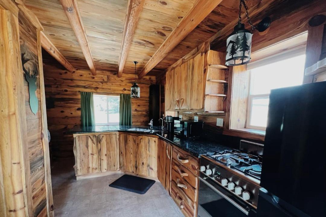 Photo of Kitchen in Divide