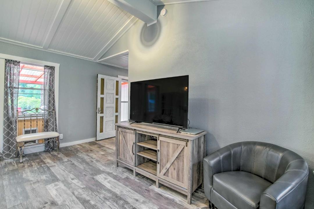 Photo of Livingroom in North Bend