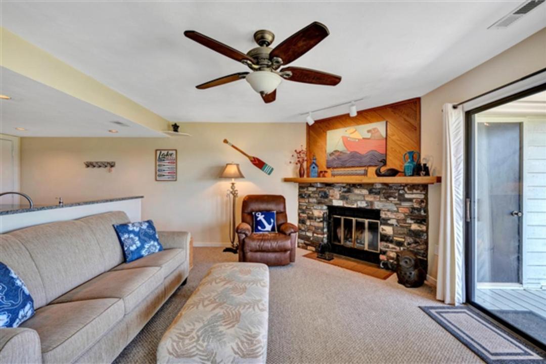 Photo of Livingroom in North Shore