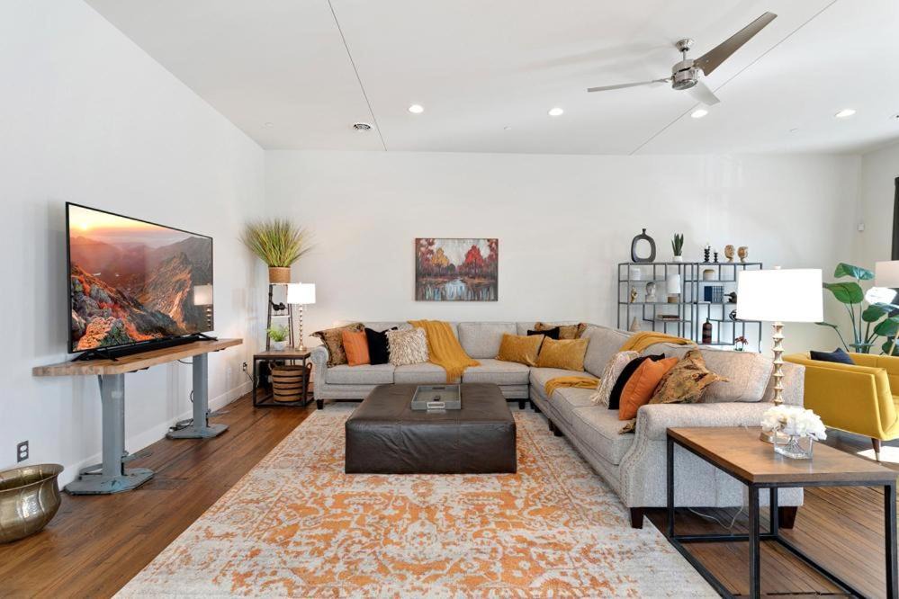 Photo of Livingroom in Old Town