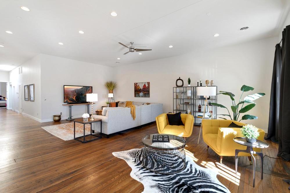 Photo of Livingroom in Old Town
