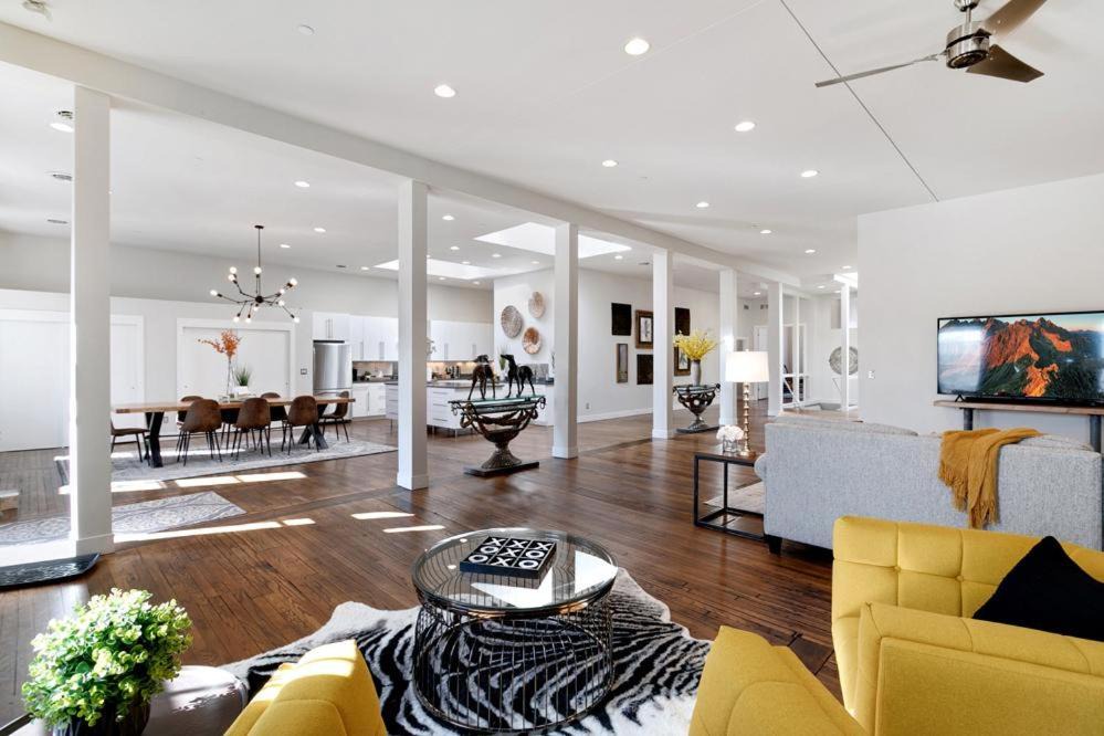 Photo of Livingroom in Old Town