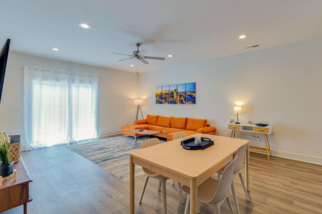Photo of Livingroom in Old Hickory