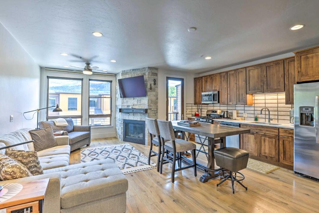 Photo of Livingroom in Silverthorne