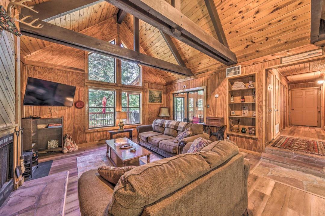Photo of Livingroom in Cloudcroft