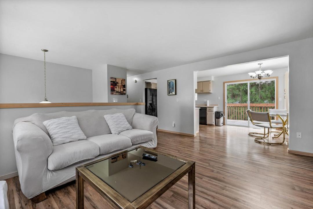 Photo of Livingroom in Silver Lake