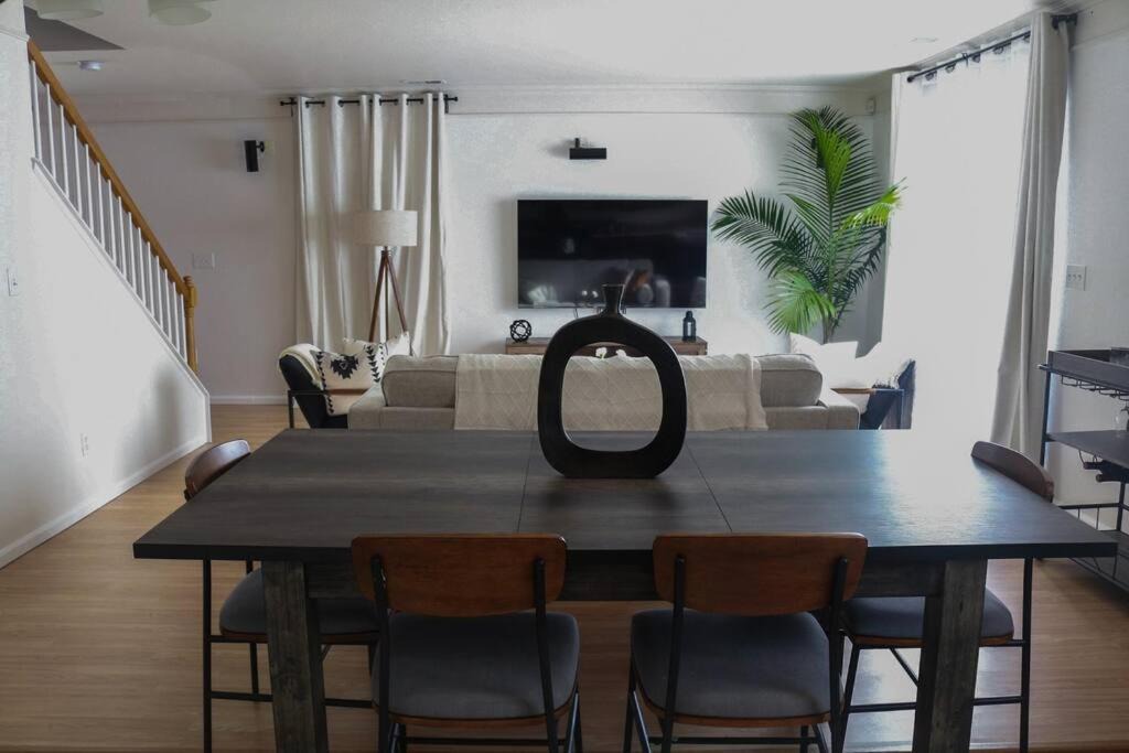 Photo of Livingroom in Green Valley Ranch