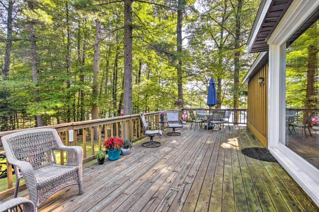 Photo of Patio Balcony in Arbor Vitae