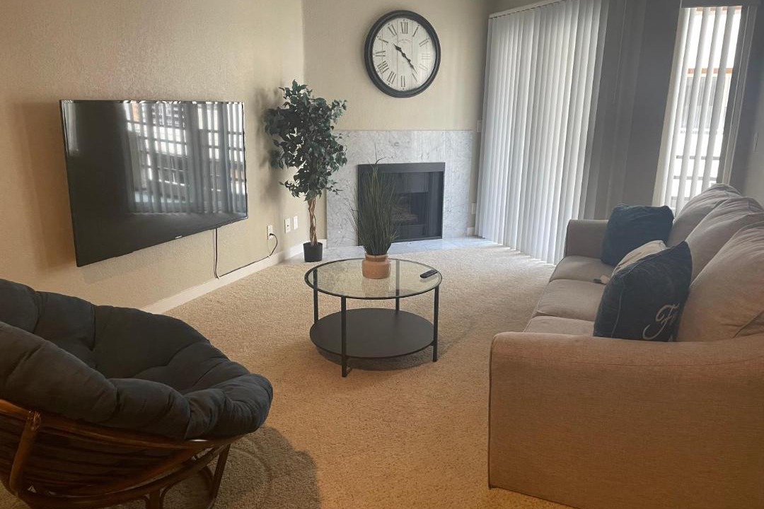 Photo of Livingroom in Hollywood