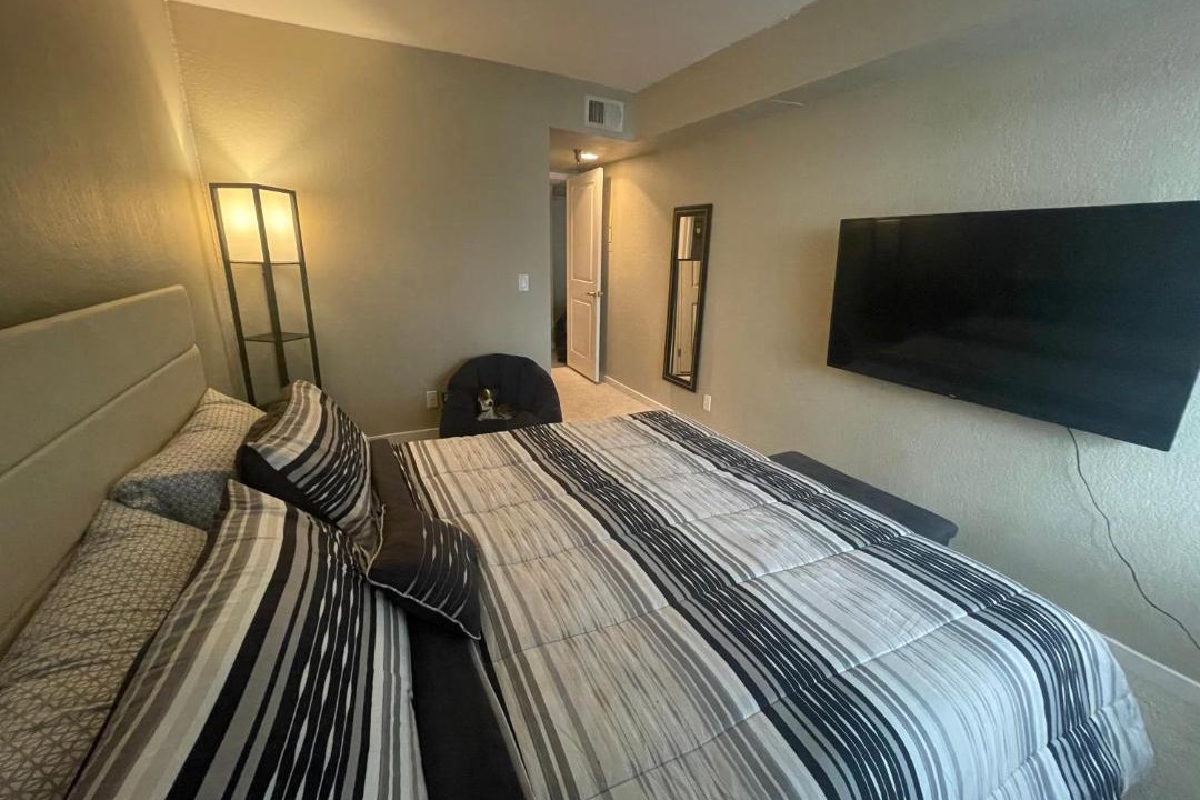 Photo of Bedroom in Hollywood