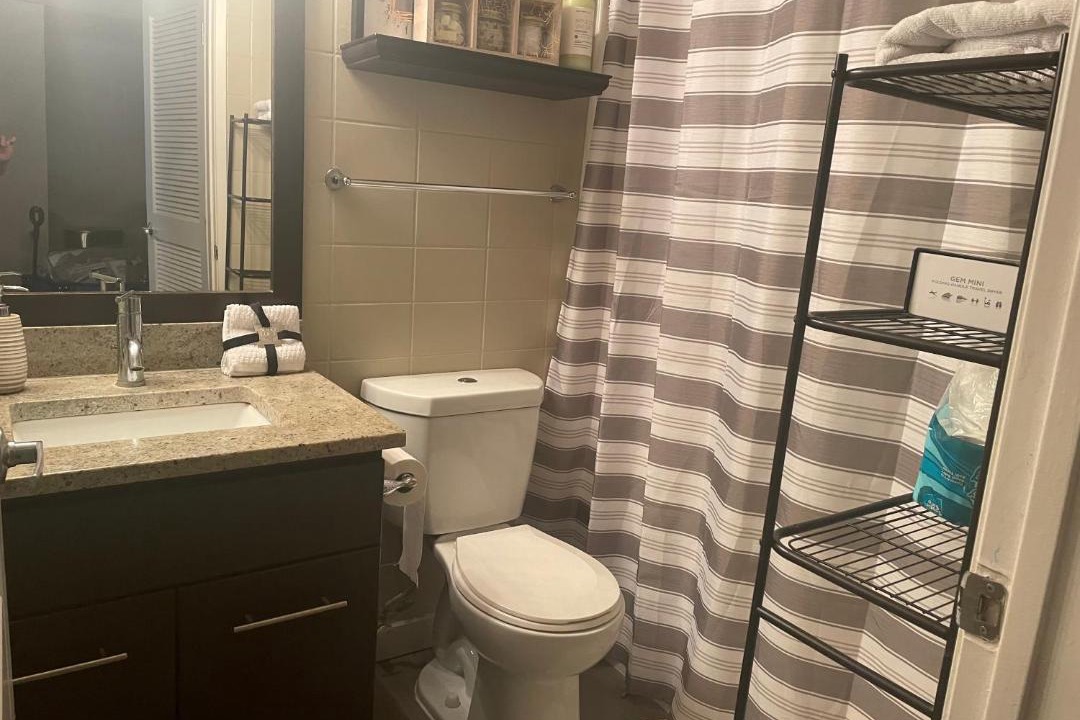 Photo of Bathroom in Hollywood