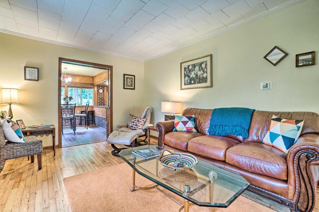 Photo of Livingroom in Clayton