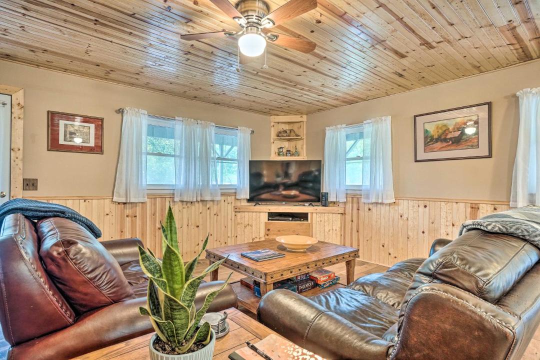 Photo of Livingroom in Clayton