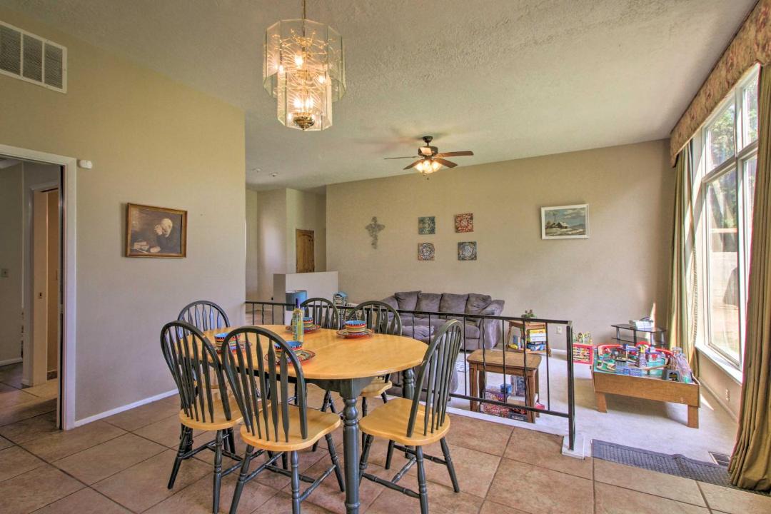 Photo of Livingroom in Bear Canyon