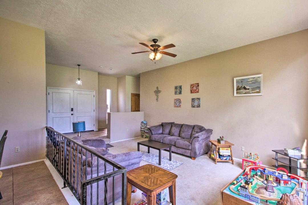 Photo of Livingroom in Bear Canyon