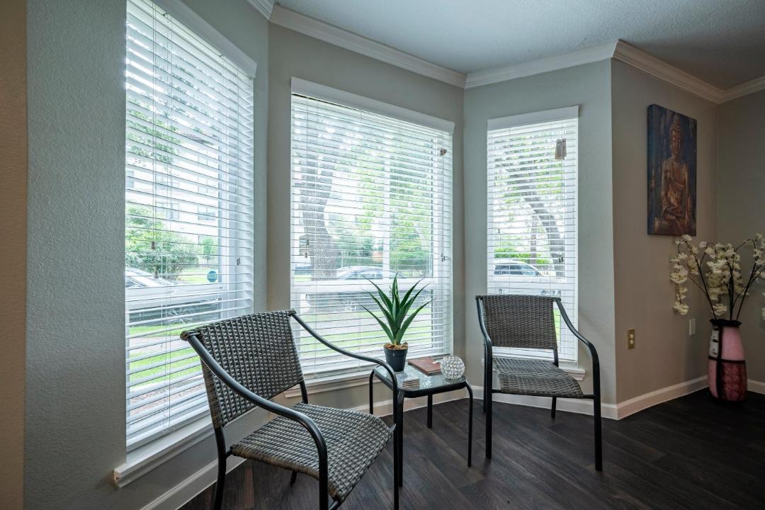 Photo of Livingroom in Braeswood Place
