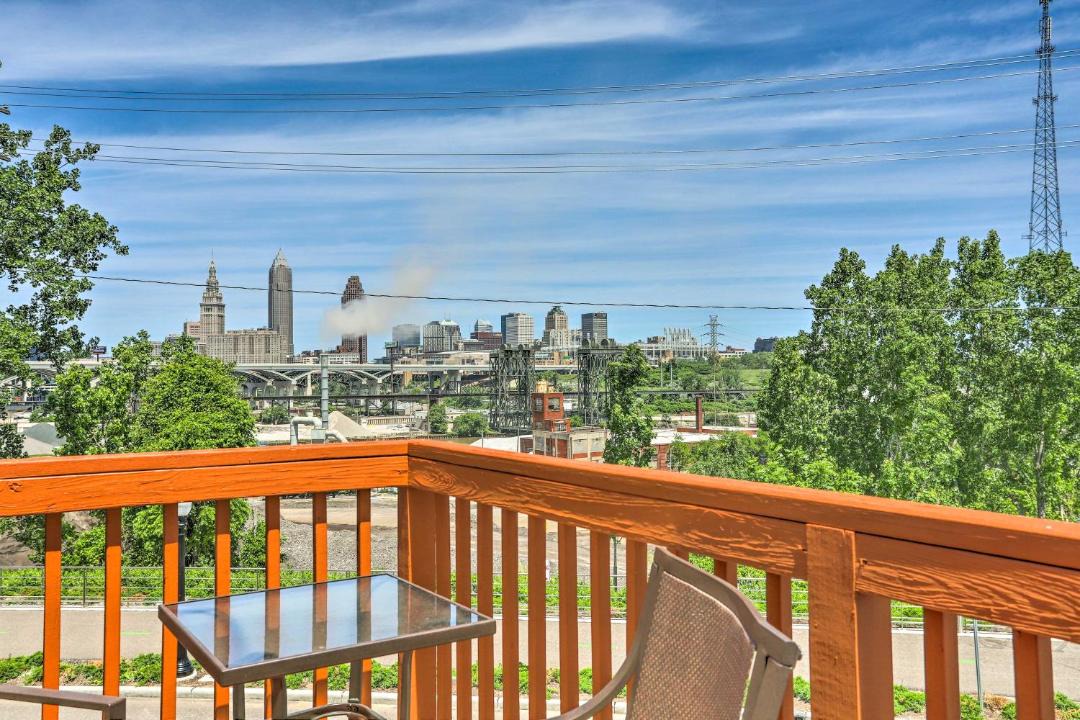 Photo of Patio Balcony in Tremont